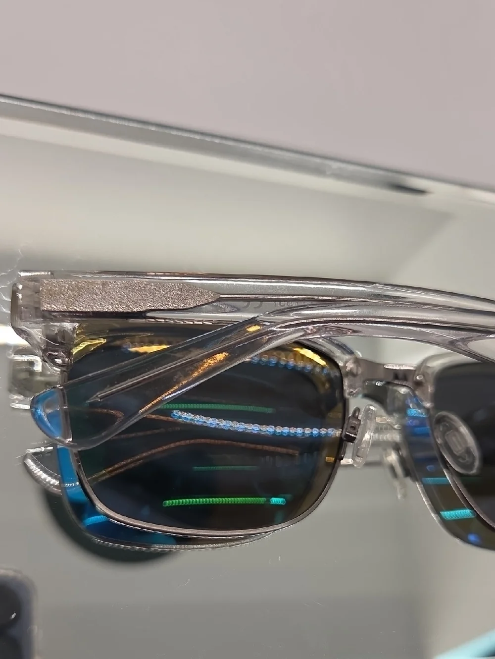 Maui Jim Kawika MJ B257 05CR Clear Frame Blue Mirrored Lens Sunglasses